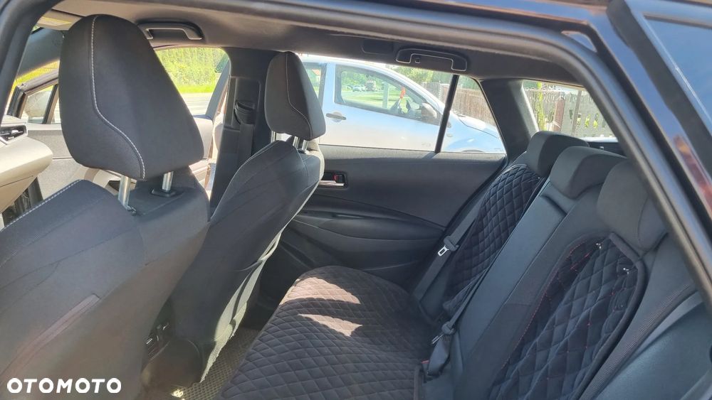 Toyota Corolla 1.8 Hybrid Comfort - 26