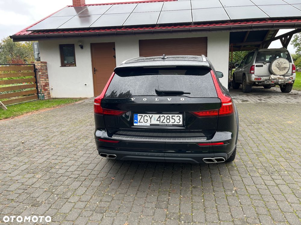 Volvo V60 Cross Country Pro D4 AWD - 2