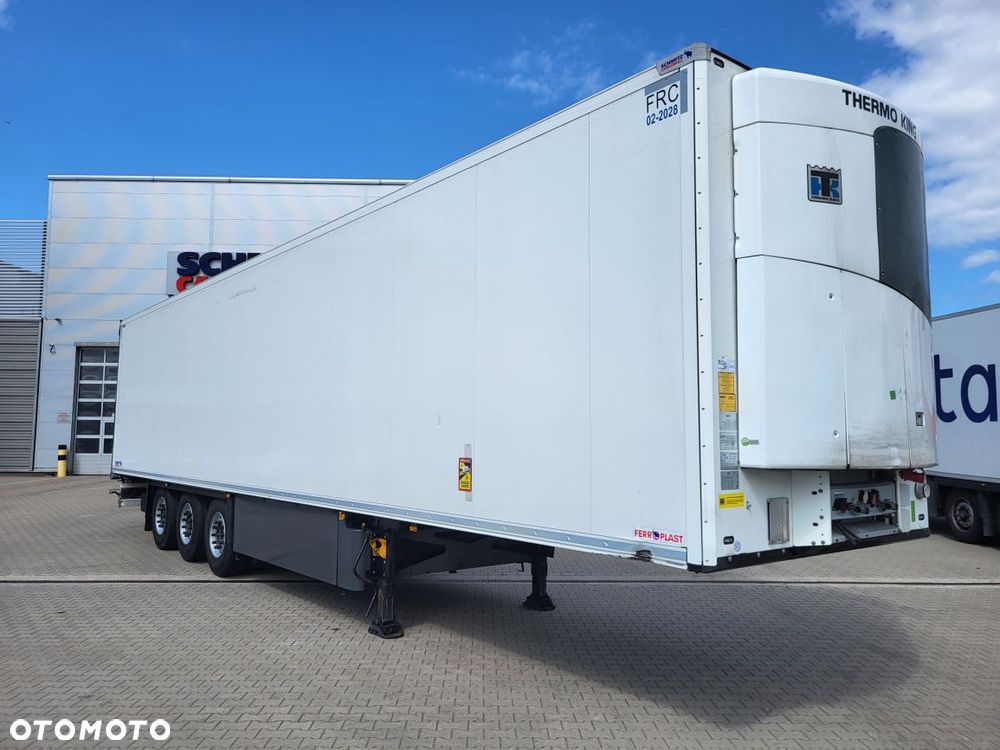 Schmitz Cargobull ThermoKing SLXi300; Dopplestock; Uchwyty promowe, Paleciara - 2