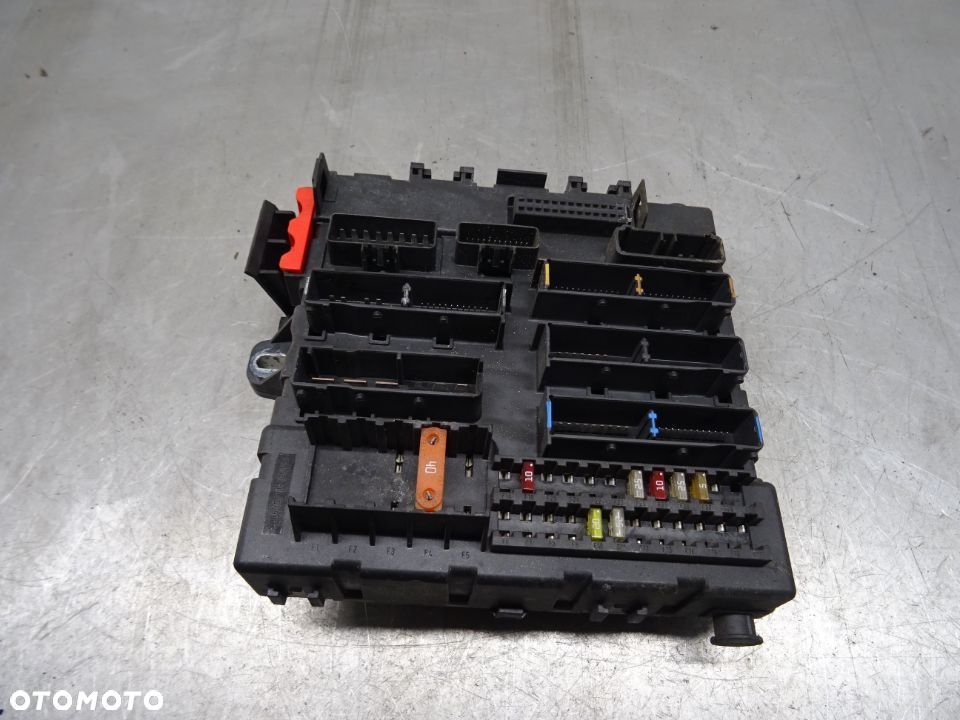 OPEL VECTRA C SEDAN 02-05 2.0DTI SKRZYNKA MODUŁ BSI 13112910AQ - 2