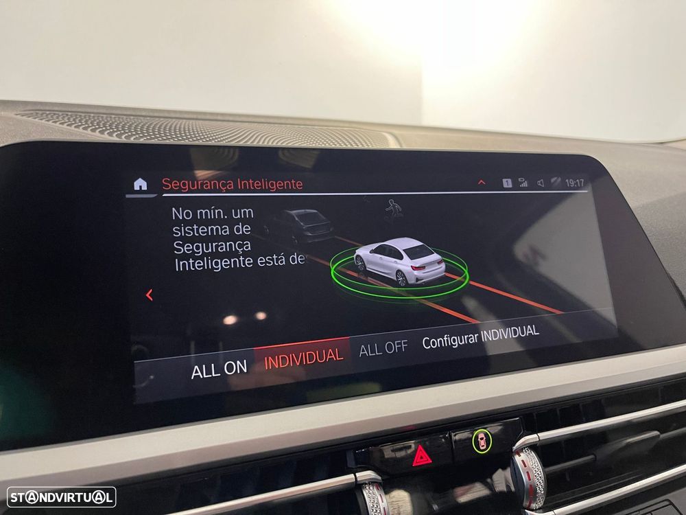 BMW 330 e Corporate Edition Auto - 25