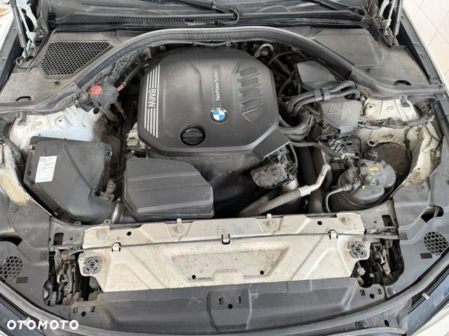 BMW Seria 3 320d Sport Line - 15