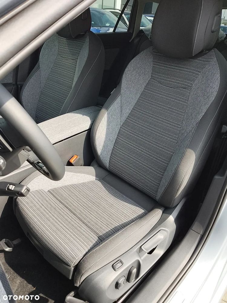 Skoda Superb 2.0 TDI SCR Selection DSG - 9