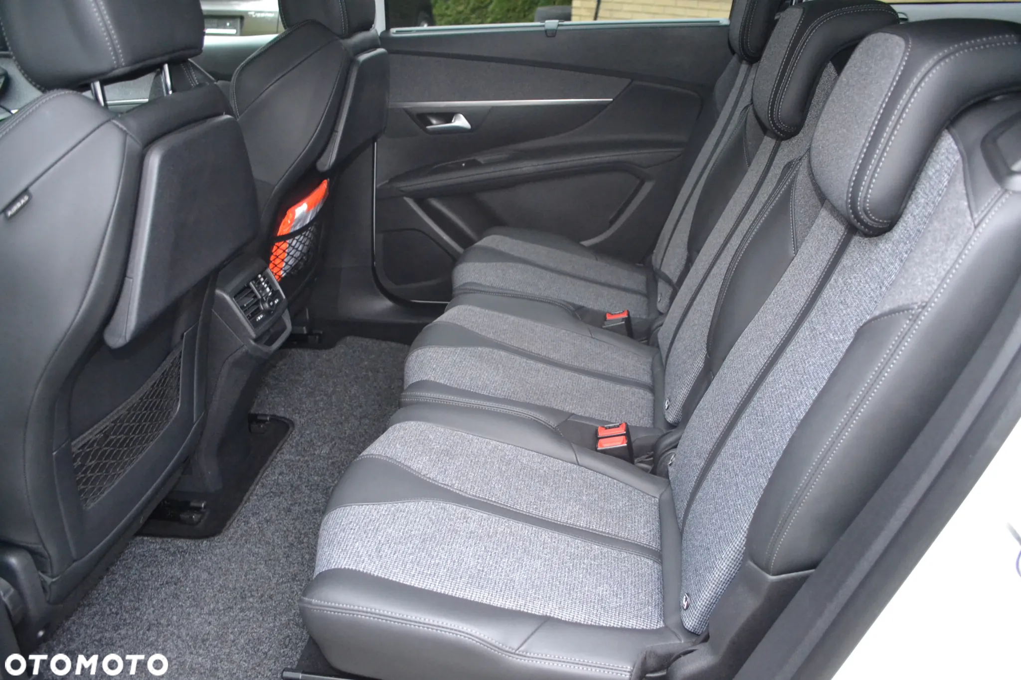 Peugeot 5008 - 10