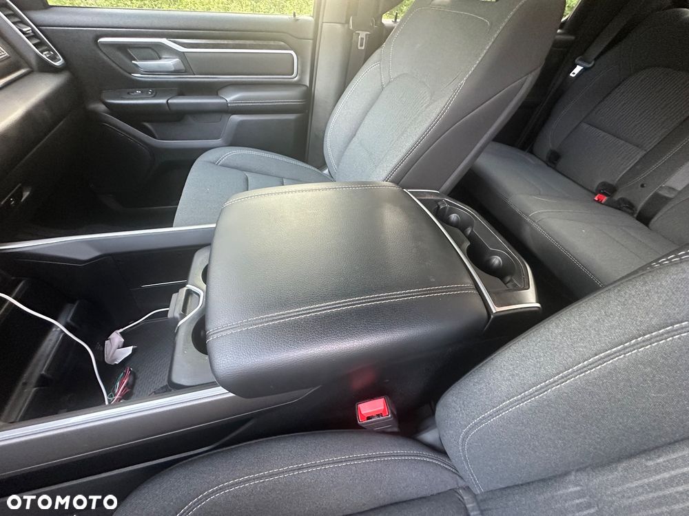 Dodge RAM 5.7 4x4 - 21