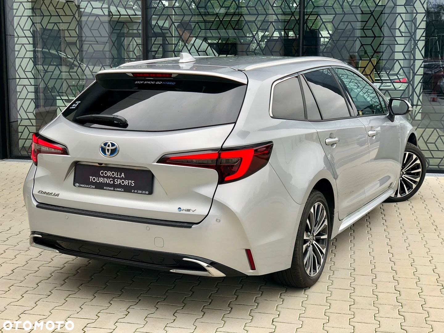 Toyota Corolla 1.8 Hybrid Style - 11