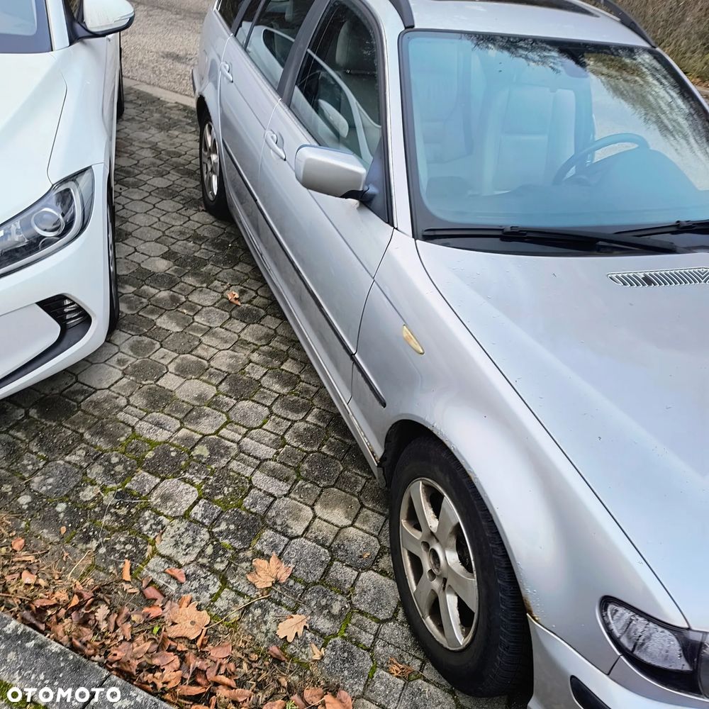 BMW Seria 3 318i - 2