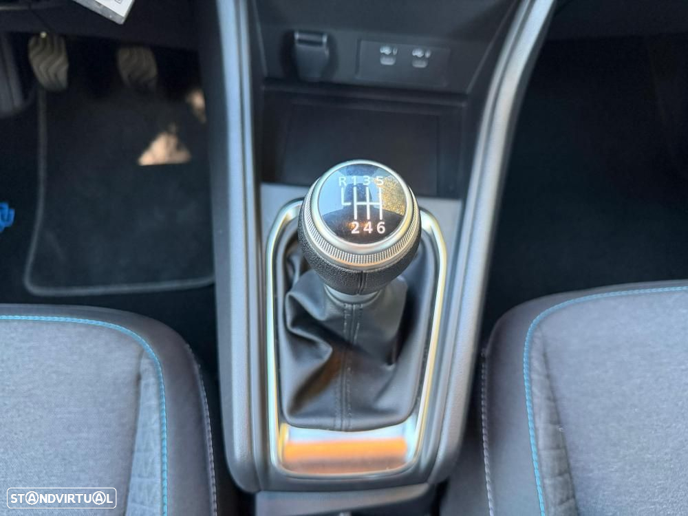 Renault Captur 1.0 TCe Techno Bi-Fuel - 28