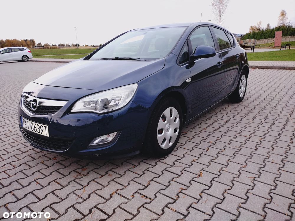 Opel Astra - 1