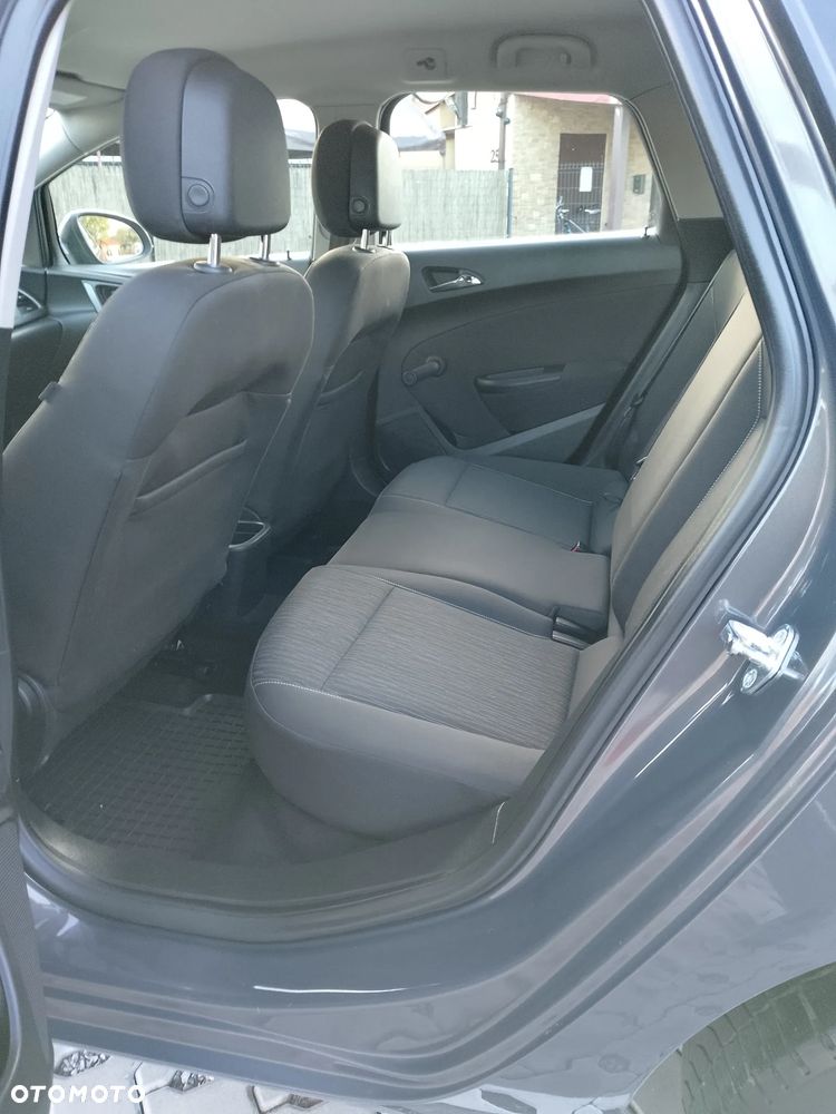 Opel Astra - 18