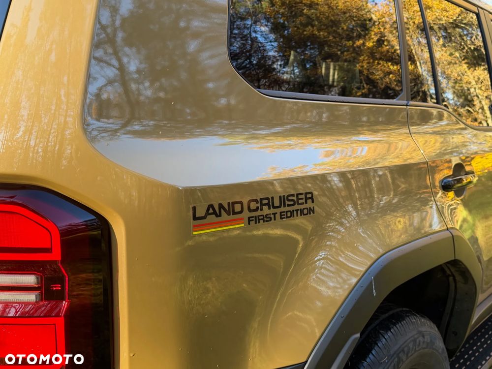 Toyota Land Cruiser - 36