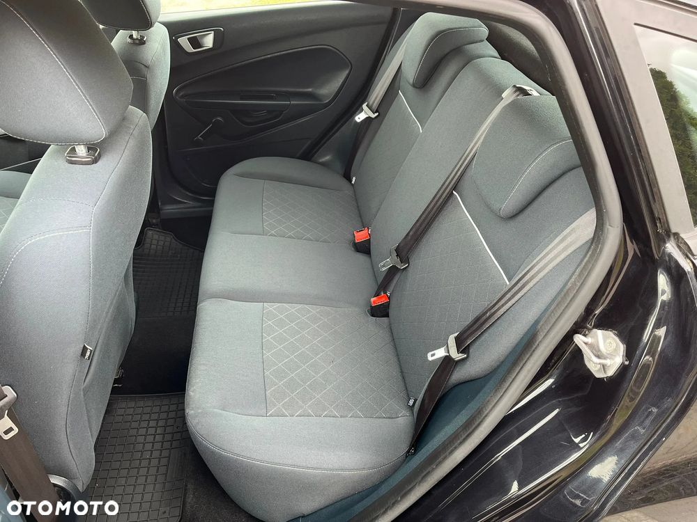 Ford Fiesta 1.25 Champions Edition - 8