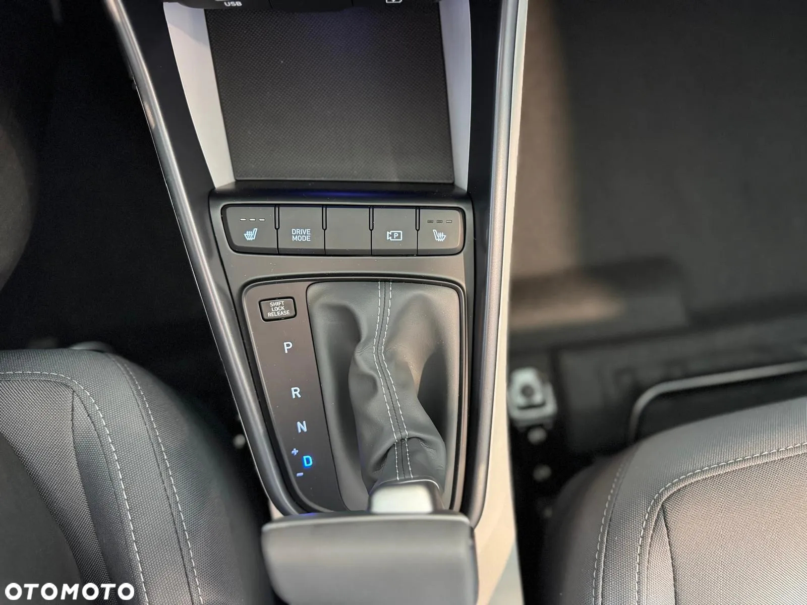 Hyundai Bayon 1.0 T-GDI Smart DCT - 11