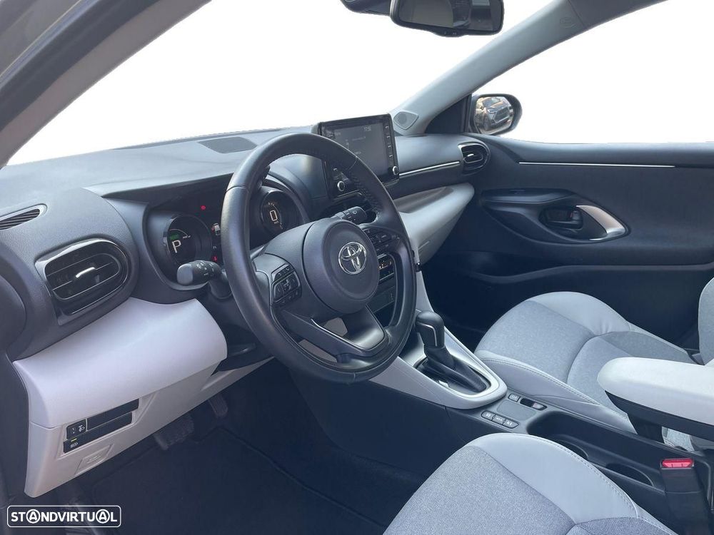 Toyota Yaris - 12