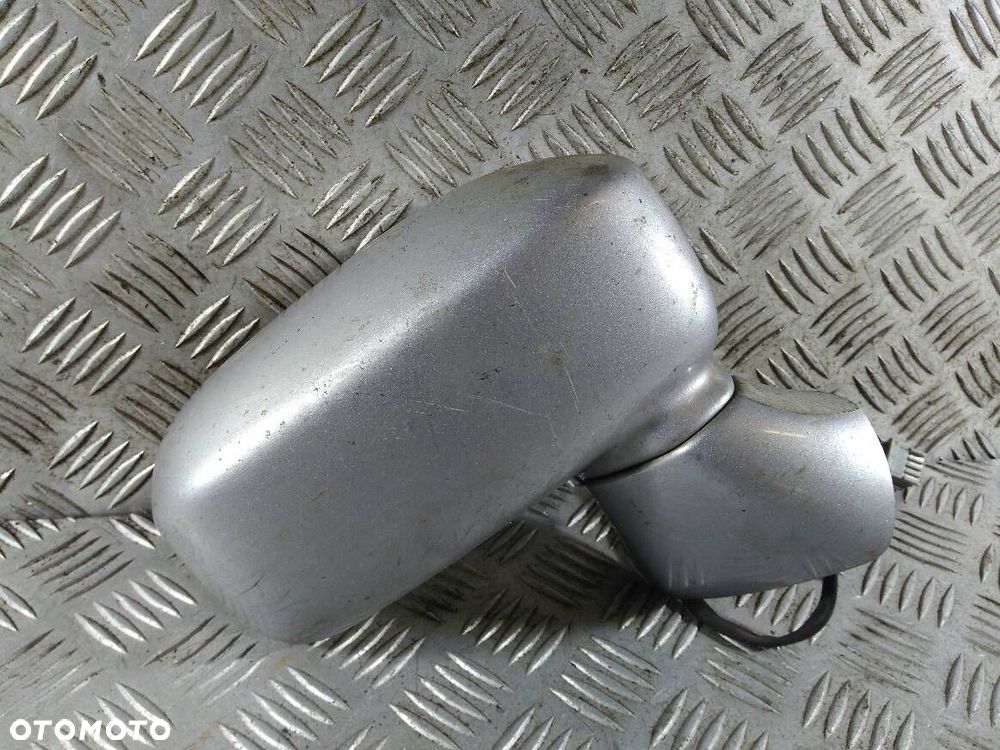 LUSTERKO PRAWE HONDA STREAM - 2