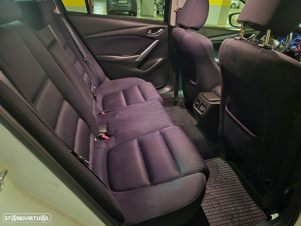 Mazda 6 2.2 SKY-D Evolve Navi 104g - 39