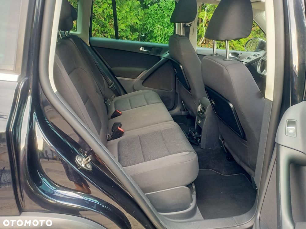 Volkswagen Tiguan - 10