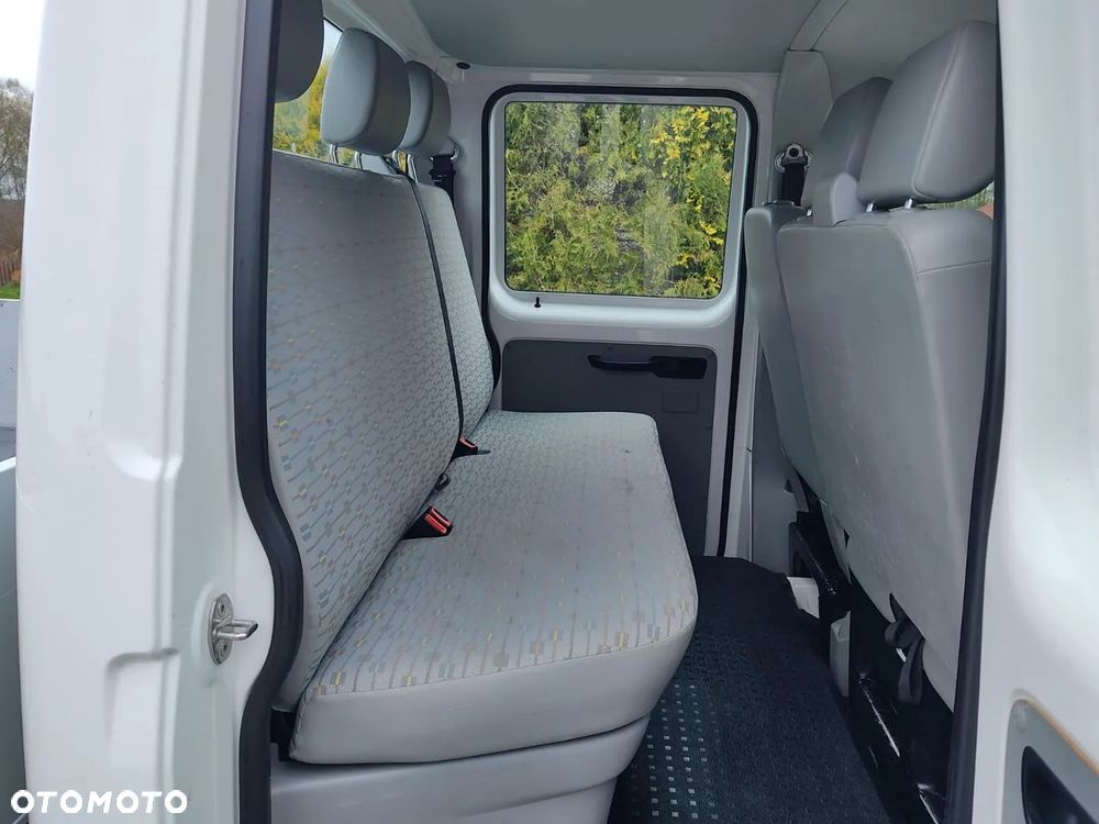 Volkswagen Transporter - 19