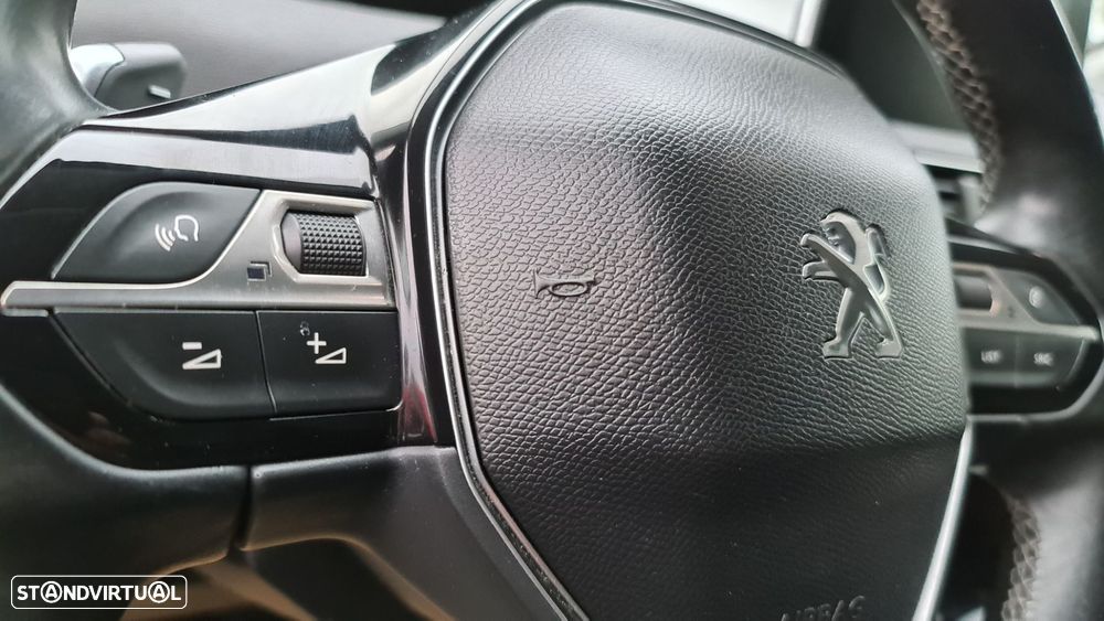 Peugeot 3008 1.6 BlueHDi Allure EAT6 - 18