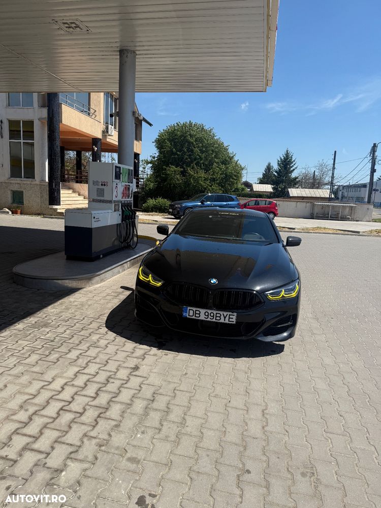 BMW Seria 8 - 15