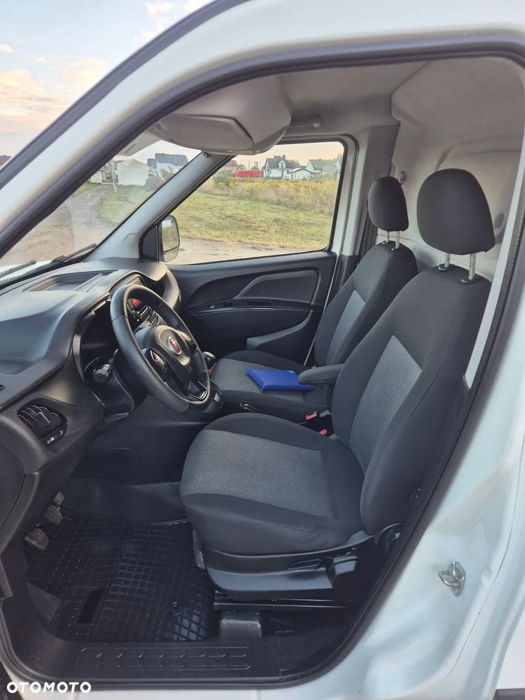 Fiat DOBLO 1.6 DIESEL 105KM MAXI LONG CHŁODNIA MROŹNIA LAMAR THERMO KING V200S MAX WYJSCIE 230V SALON PL 2017R - 24