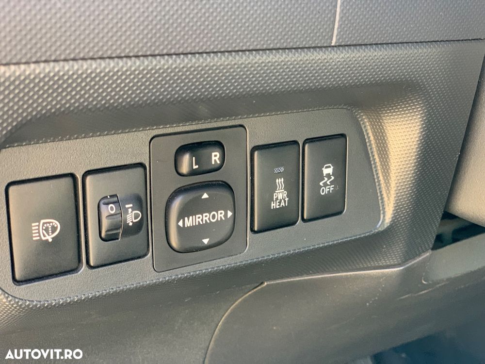 Toyota Auris 1.4 D-4D Luna - 10