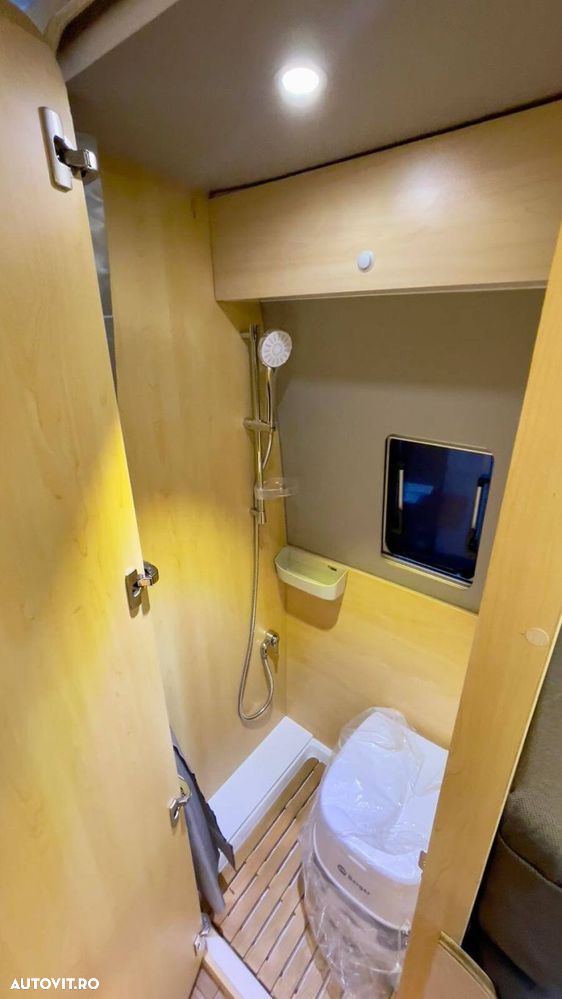 Mercedes-Benz Sprinter - 2