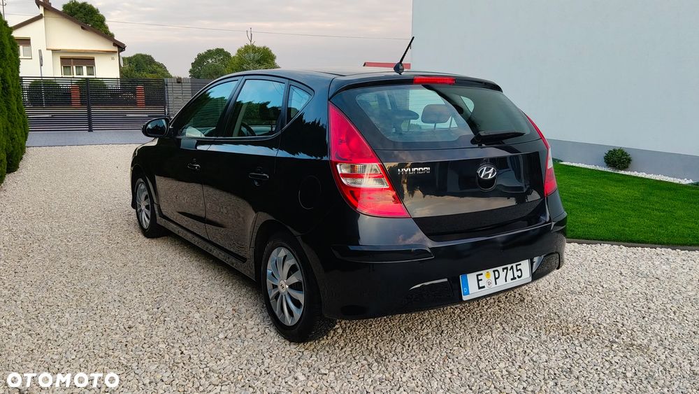 Hyundai i30 1.4 Edition Plus - 10