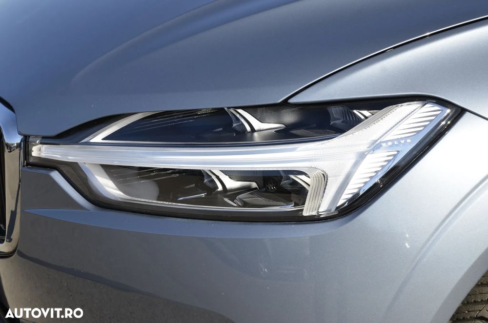 Volvo XC 60 D4 AWD Geartronic Momentum - 39