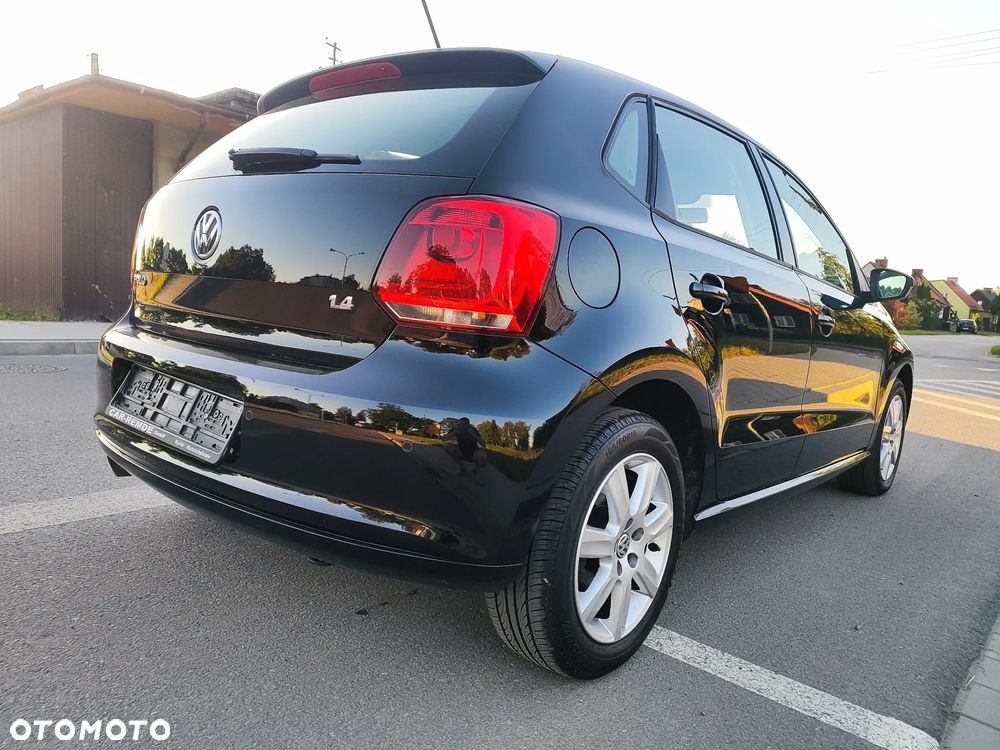 Volkswagen Polo 1.4 FSI Highline - 5