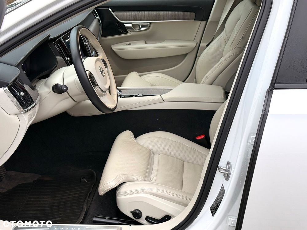 Volvo V90 Cross Country B5 D AWD Ultimate - 7