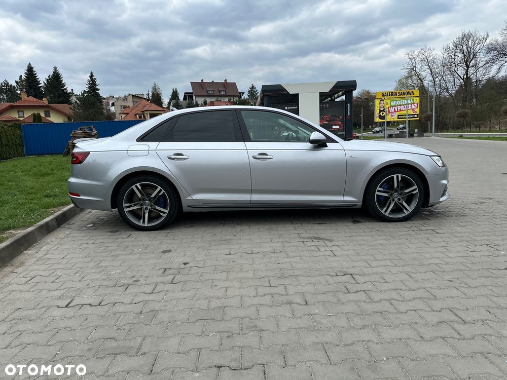 Audi A4 Limousine - 12