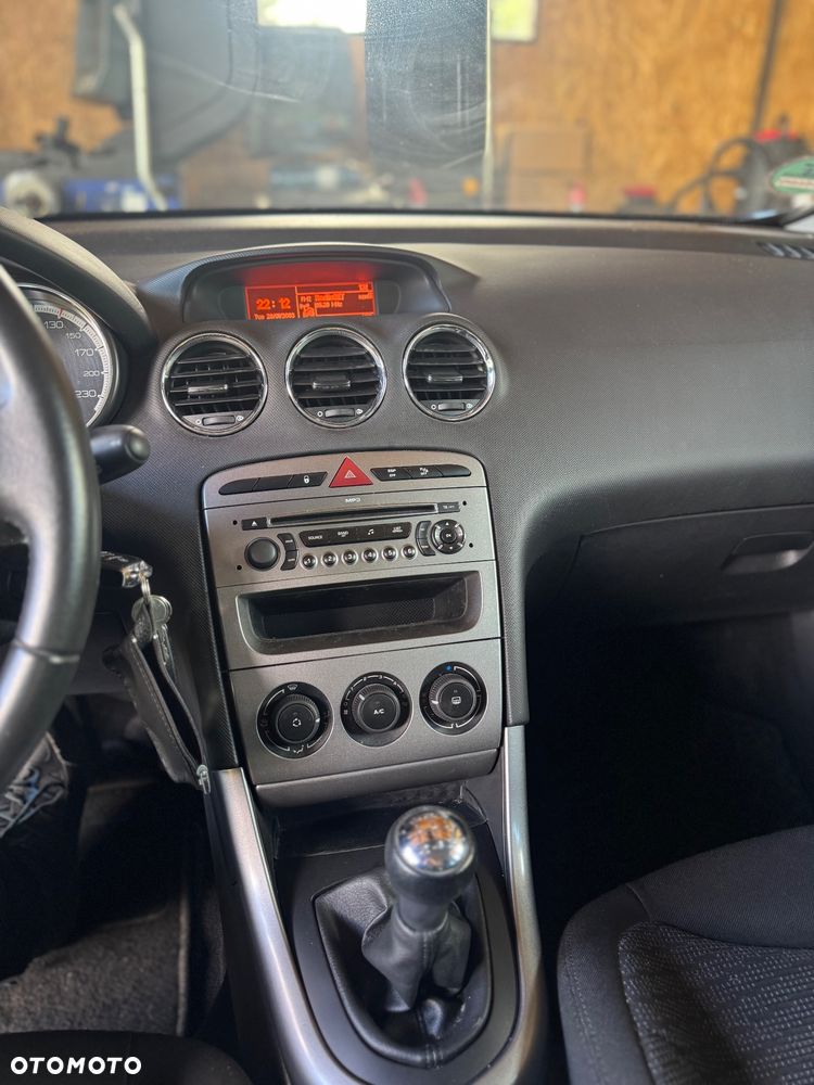 Peugeot 308 1.6 Premium - 21