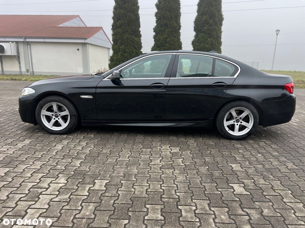 BMW Seria 5 520d - 5