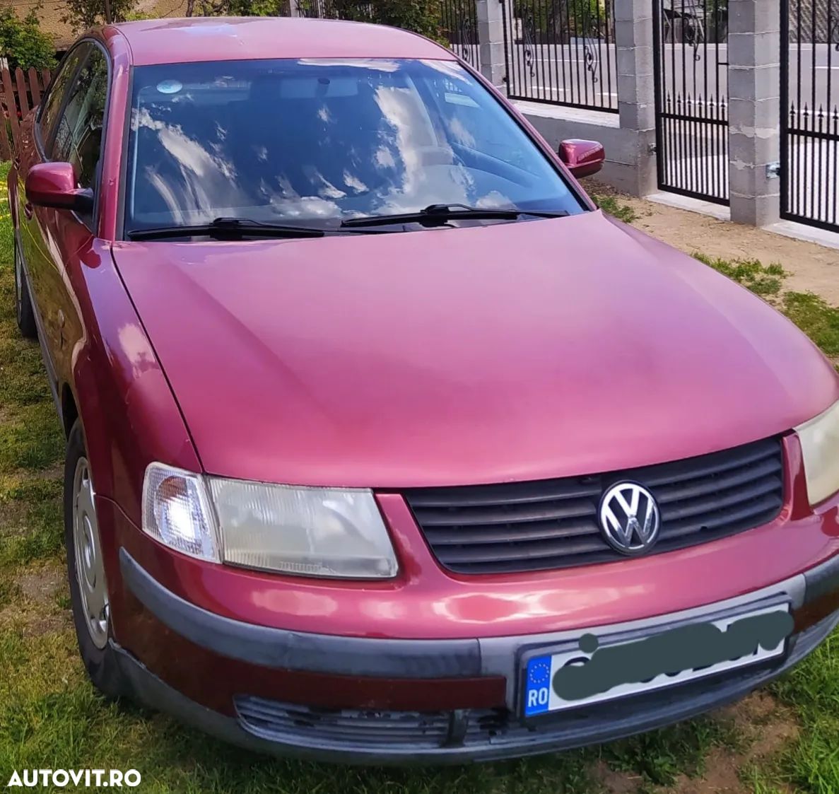 Volkswagen Passat 1.6 Comfortline - 1