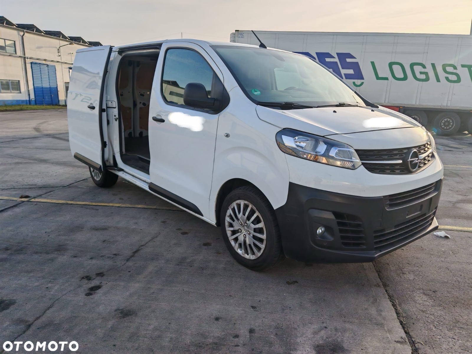 Opel Vivaro - 9