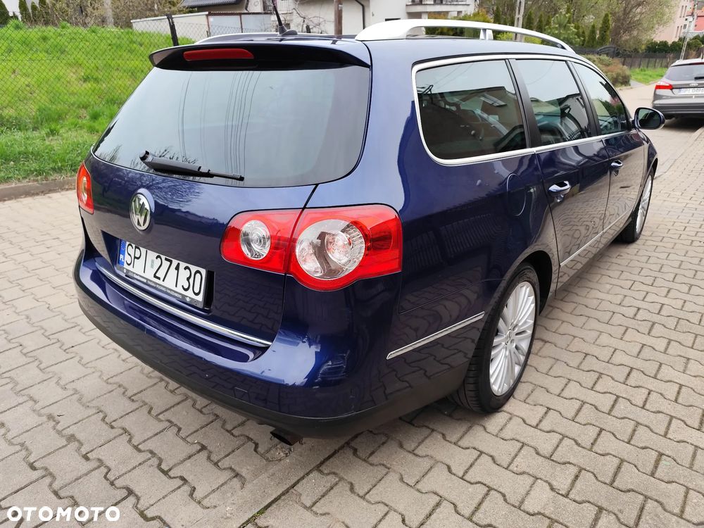 Volkswagen Passat 3.2 V6 FSI 4Mot Comfortline DSG - 3