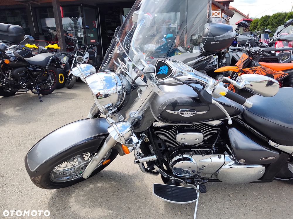 Suzuki VL 800 Volusia - Boulevard C50 - 3