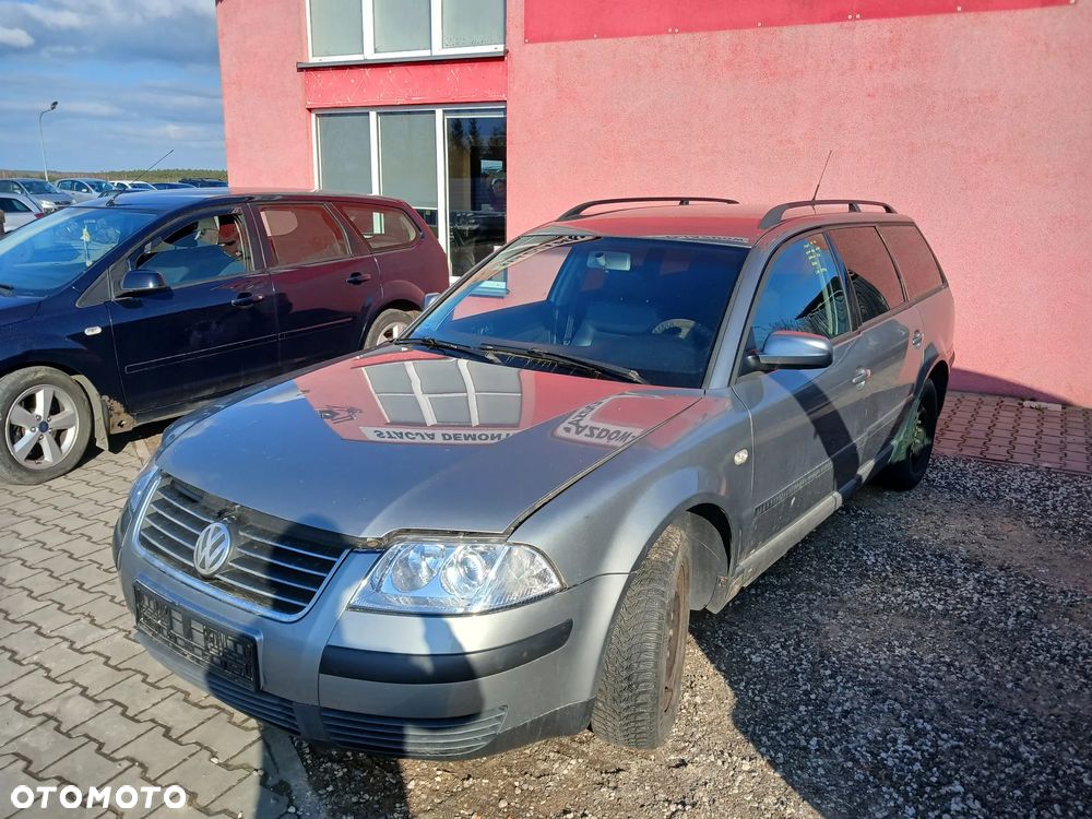 VW PASSAT B5 FL 1.9 TDI LAK. CAŁA NA CZĘŚCI CZESCI - 1