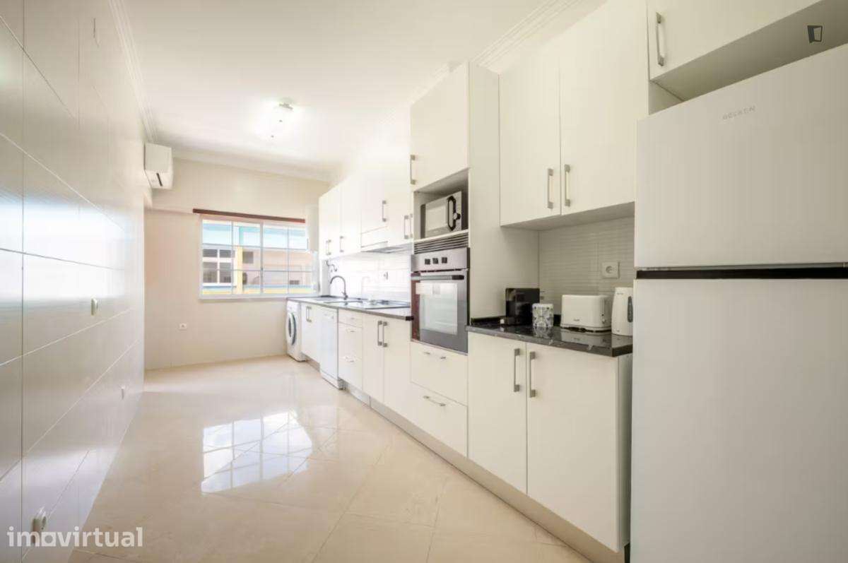 Apartamento com 2 quartos - localizado em Costa da Caparica Lisbon - Grande imagem: 4/20