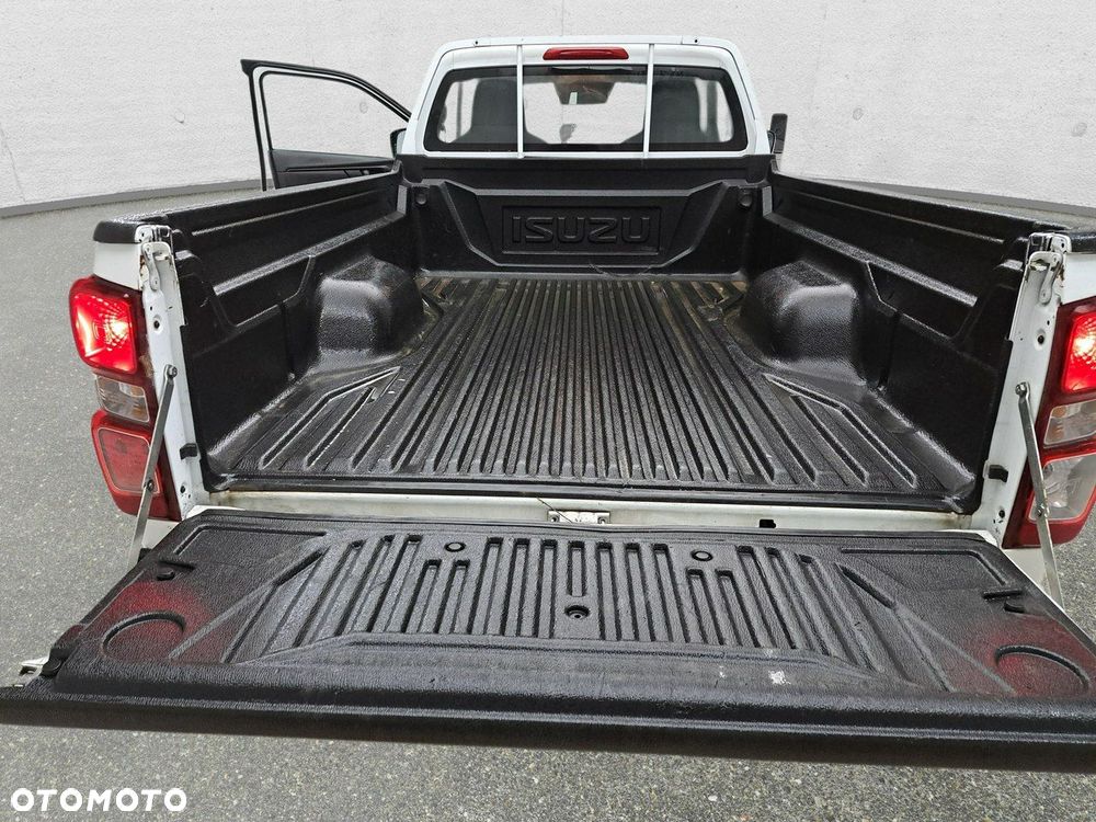 Isuzu D-Max - 26