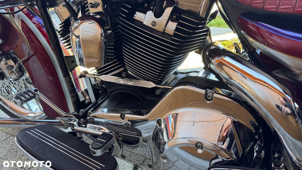 Harley-Davidson Touring Road King - 16