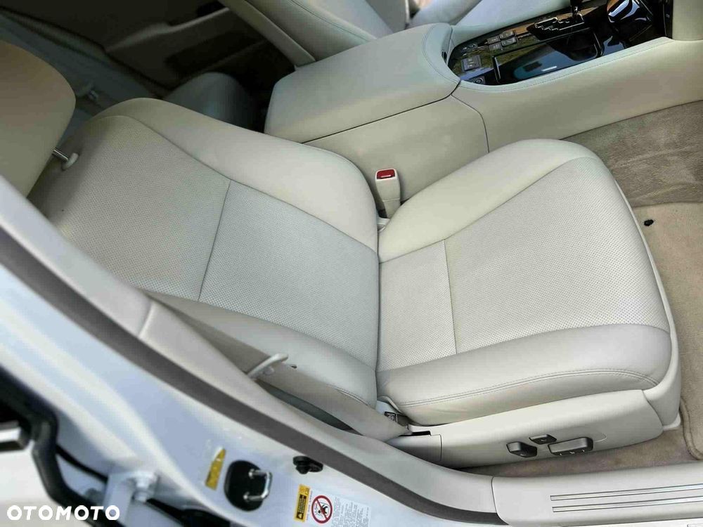 Lexus LS 460 Elite - 21
