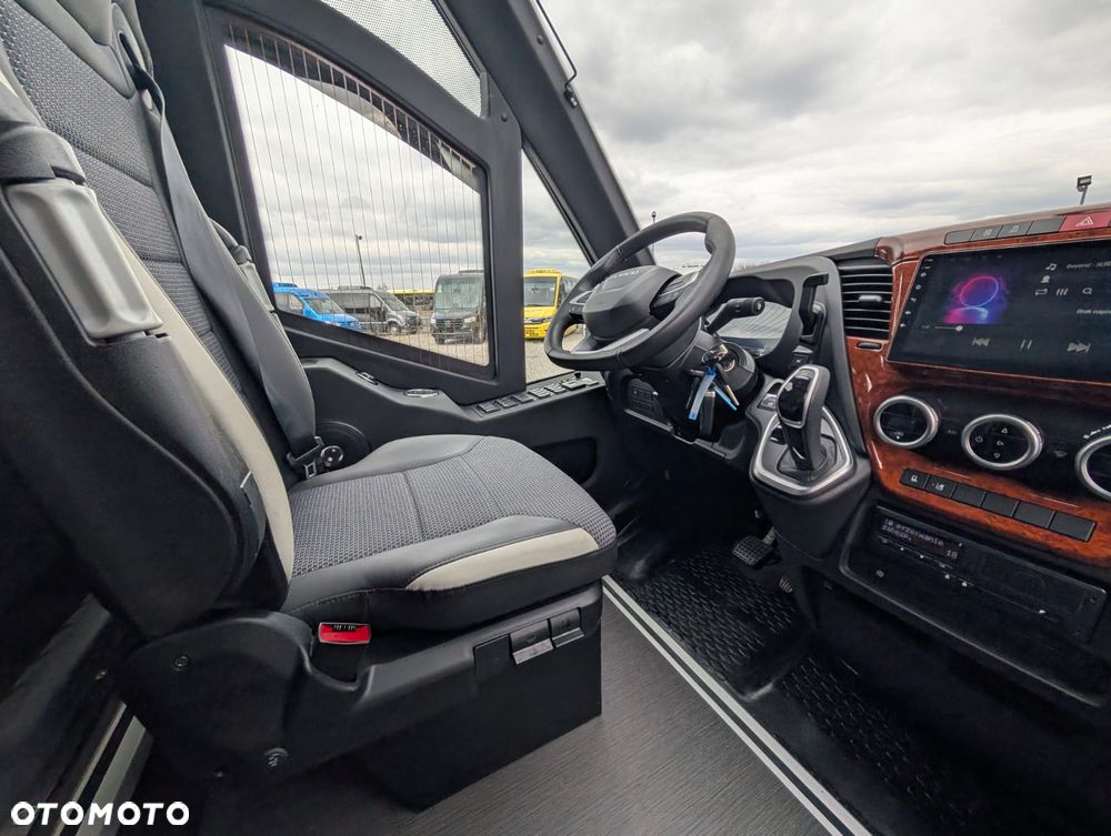 Iveco Daily - 25