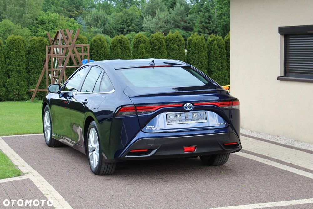 Toyota Mirai Executive - 3