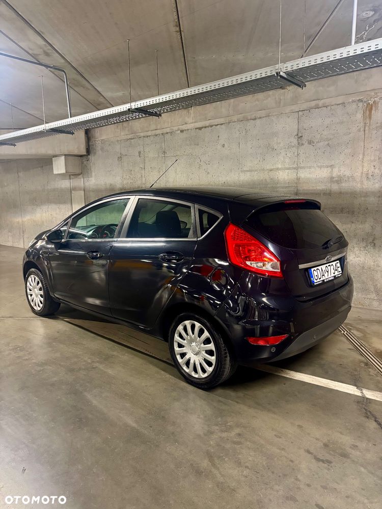 Ford Fiesta - 8
