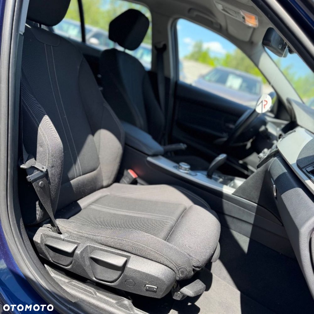 BMW Seria 3 - 33