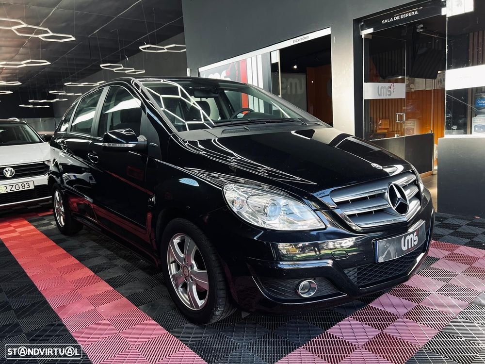 Mercedes-Benz B 150 Standard - 2
