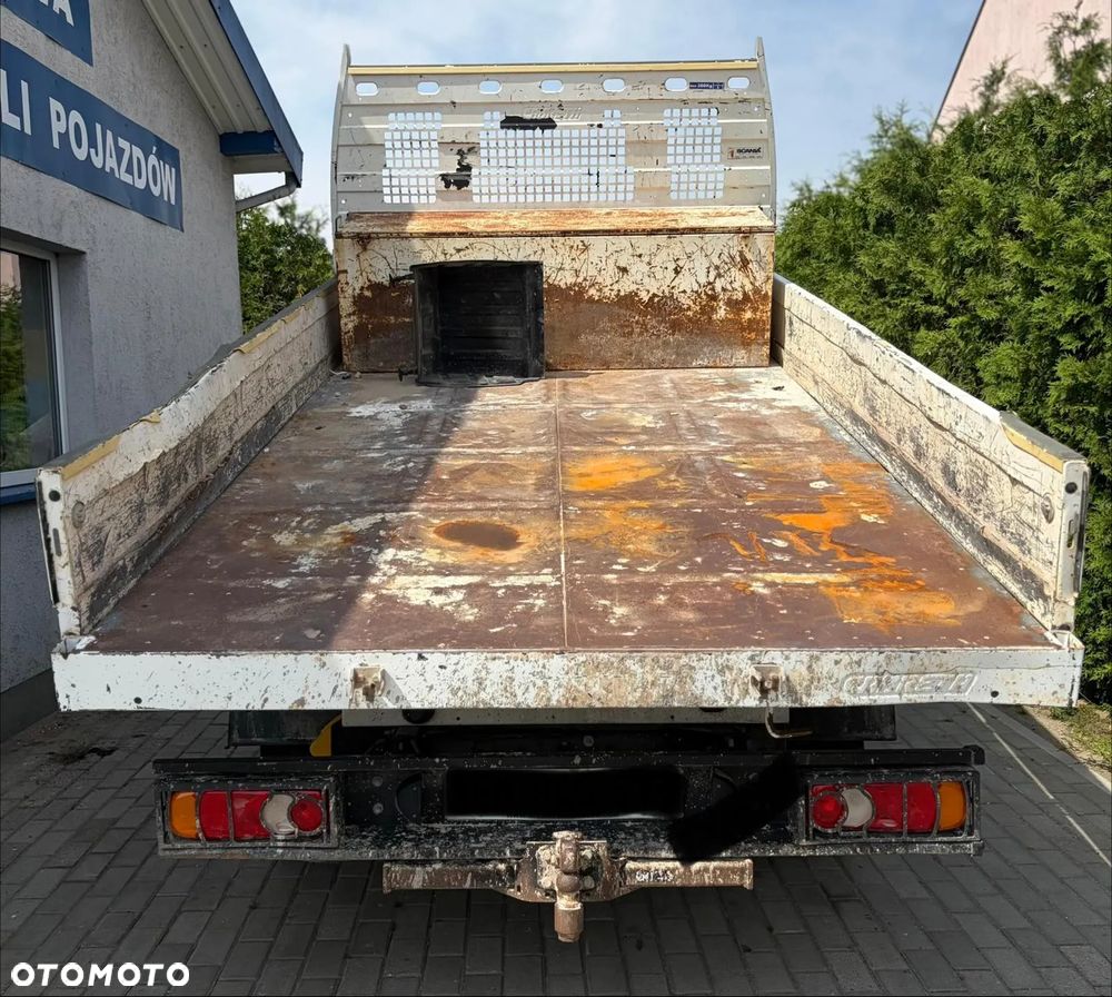 Nissan Cabstar - 26