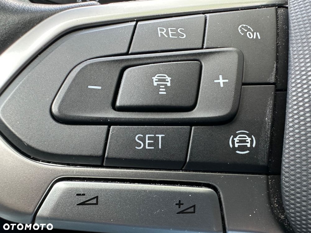 Volkswagen Tiguan 2.0 TDI SCR DSG Elegance - 22